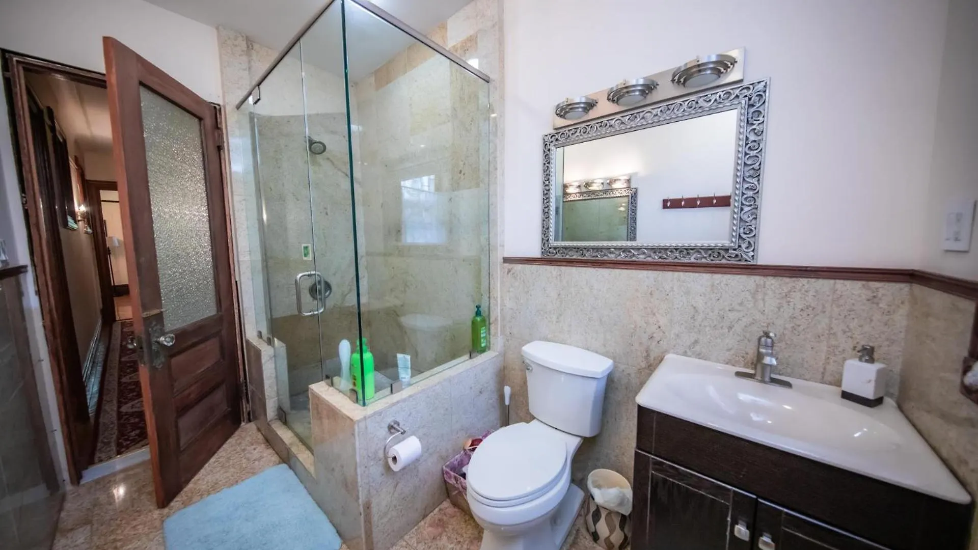 منزل للإقامة Plg House
